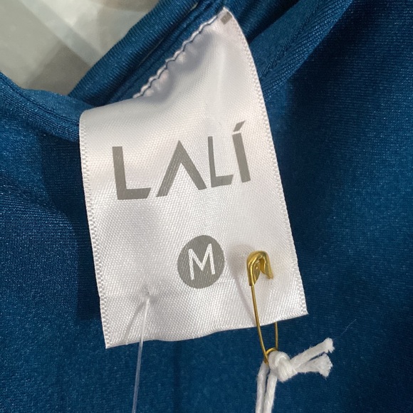 Top - Picture 3 of 6